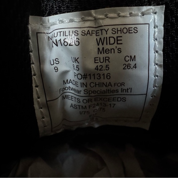 Nautilus N1826 Composite Toe Work Shoes 9 Wide Brown Leather Slip Resistant - Picture 8 of 10